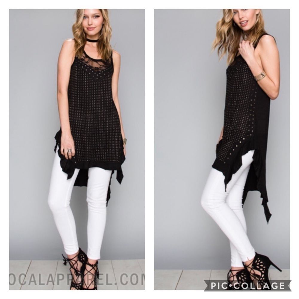 Vocal Lace Contrast Ruffle Top w/Stone Embellished
